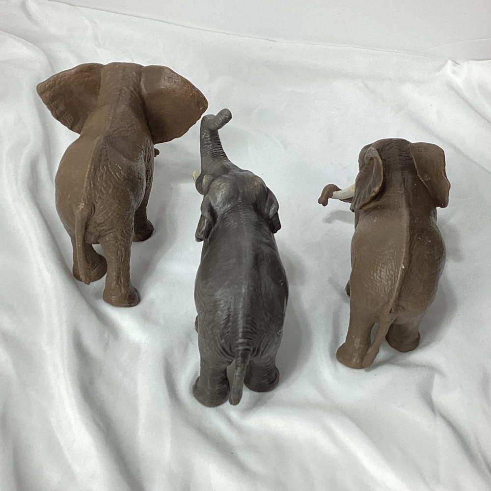 Schleich Elephant Lot of 3 Elephants Figures Toys Large 2004 - Picture 3 of 10